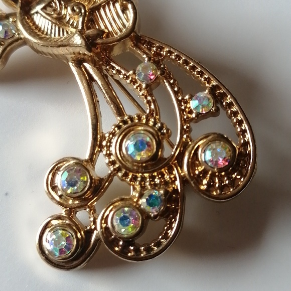 Vintage Angel Brooch Pin AB Aurora Borealis Rhinestone Goldtone Unisex - Picture 6 of 10